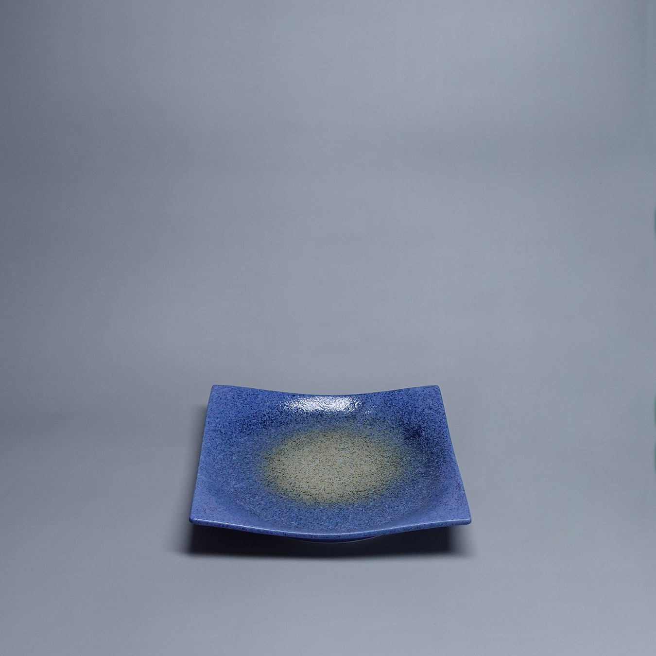 【日本製】白練流銀/藍釉流金 角皿
